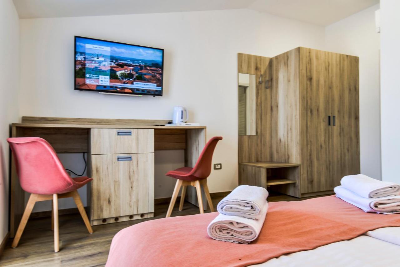 Casa Istriana Dajla Rooms Novigrad  ภายนอก รูปภาพ
