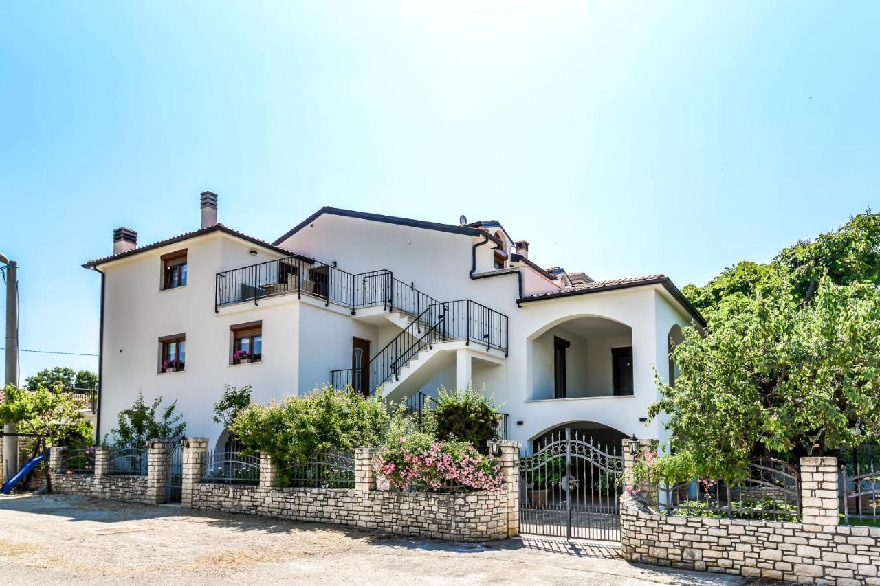 Casa Istriana Dajla Rooms Novigrad  ภายนอก รูปภาพ